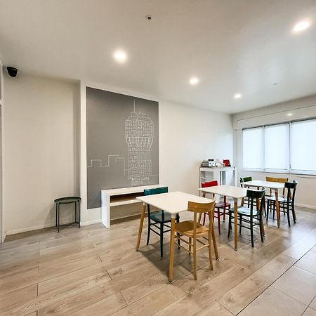Rrrapido Colorful Rooms - Assago Bagian luar foto