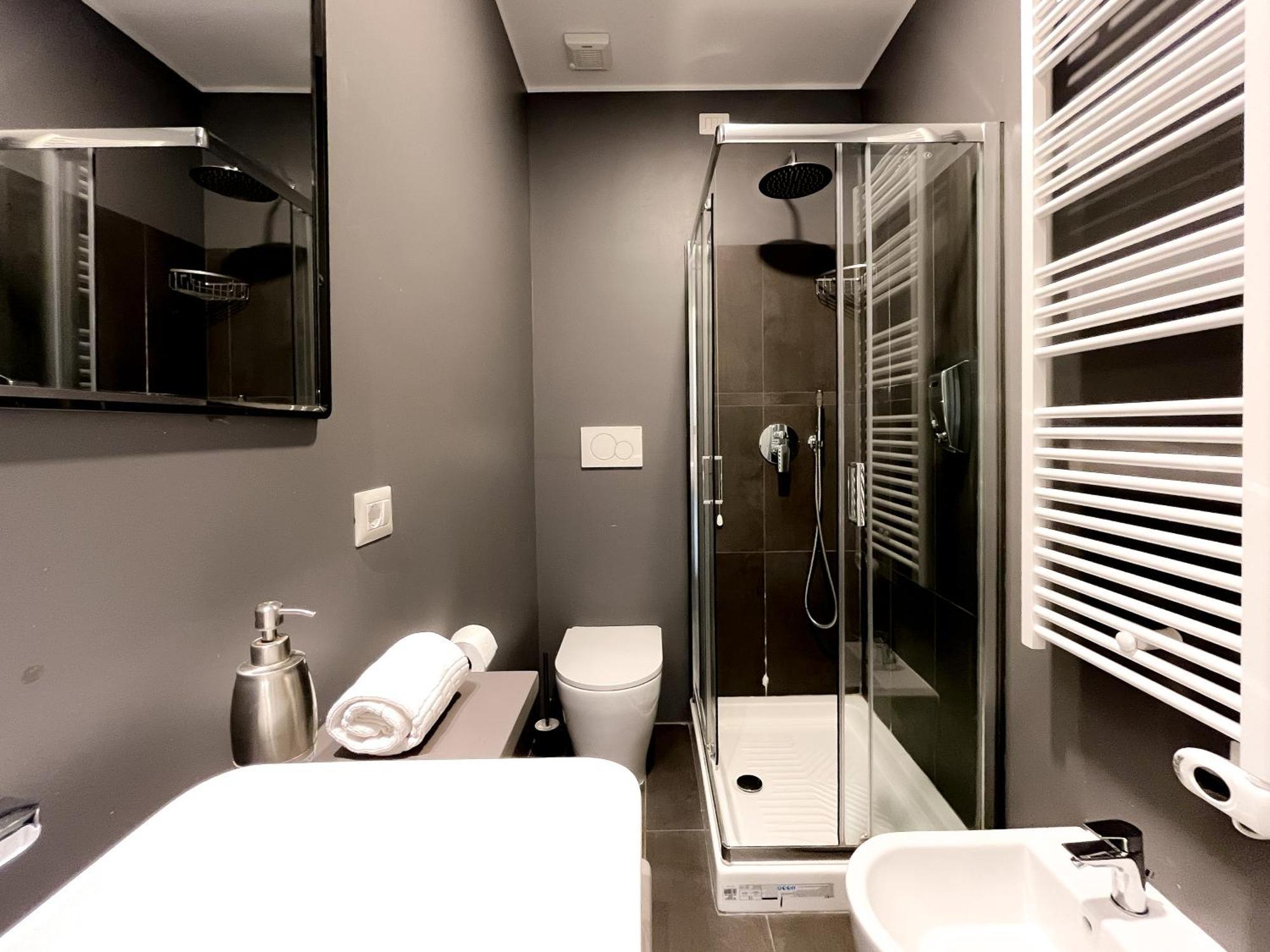 Rrrapido Colorful Rooms - Assago Bagian luar foto